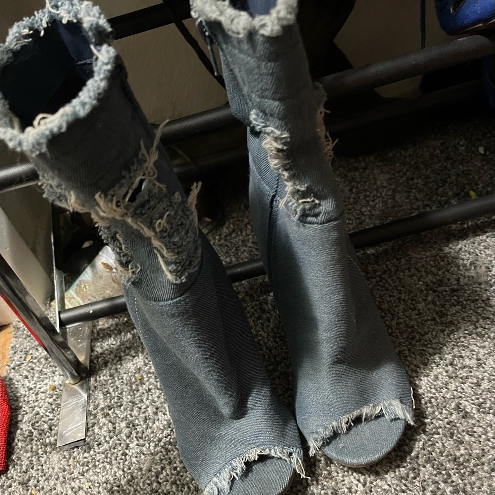 ankle heels
